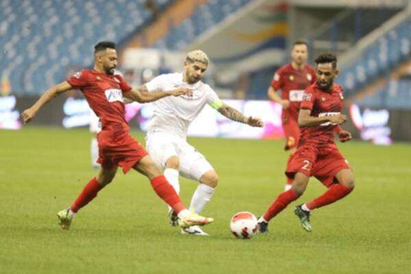 لقاء سابق بين الفريقين 