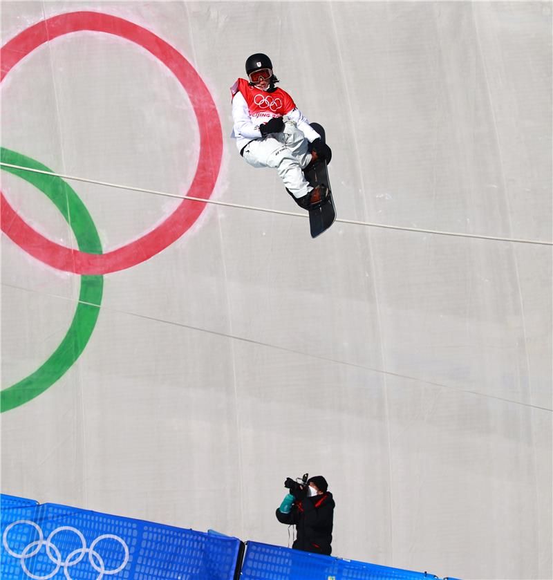 من المنافسات