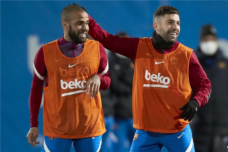 ألبا وألفيس