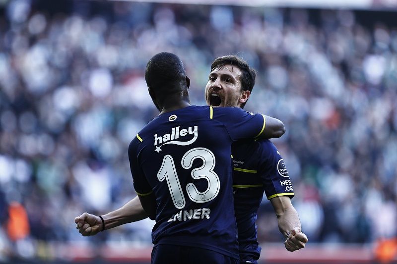 من اللقاء (نقلا عن حساب فناربخشة علي تويتر)