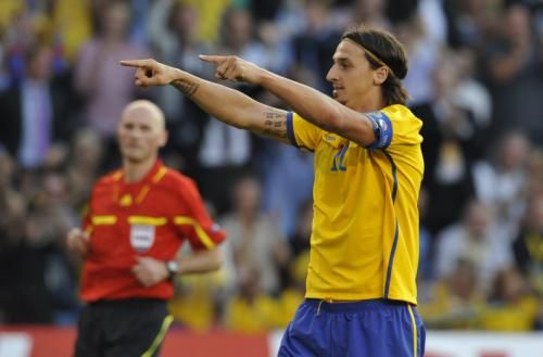 2011-06-072011-06-07t192635z_01_sto05_rtridsp_3_soccer-euro_reuters