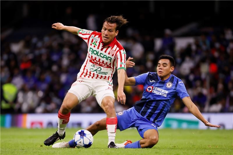  من مباراة كروز أزول مع نيكاكسا