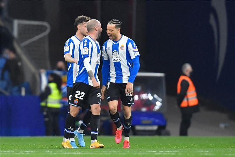 لاعبو إسبانيول