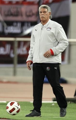 2010-12-16t192309z_01_doh35_rtridsp_3_soccer_reuters