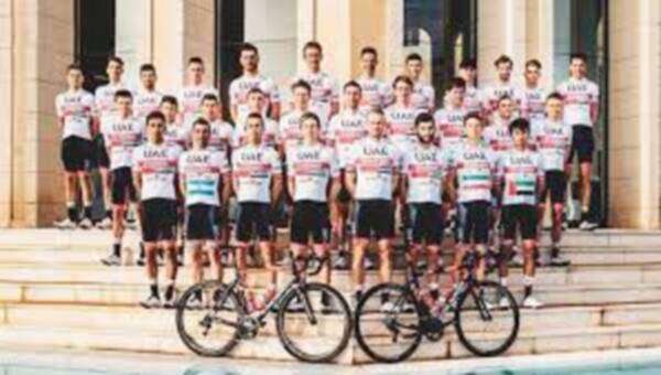 فريق الإمارات للدراجات الهوائية