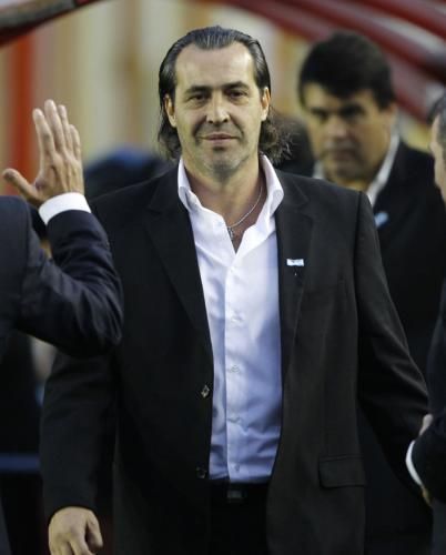 2011-05-252011-05-25t215402z_01_chc25_rtridsp_3_soccer-friendly_reuters