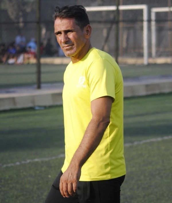 خالد الحوايني