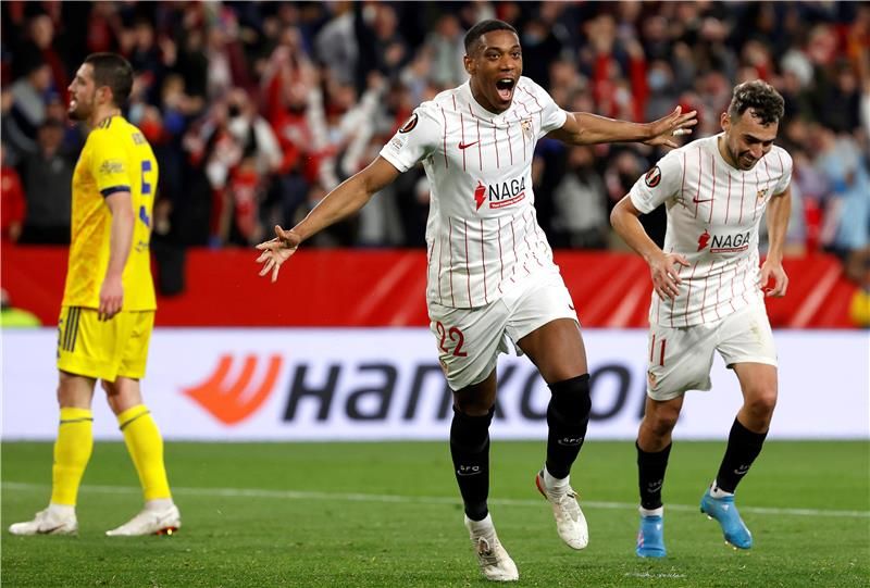 من مباراة إشبيلية ودينامو زغرب