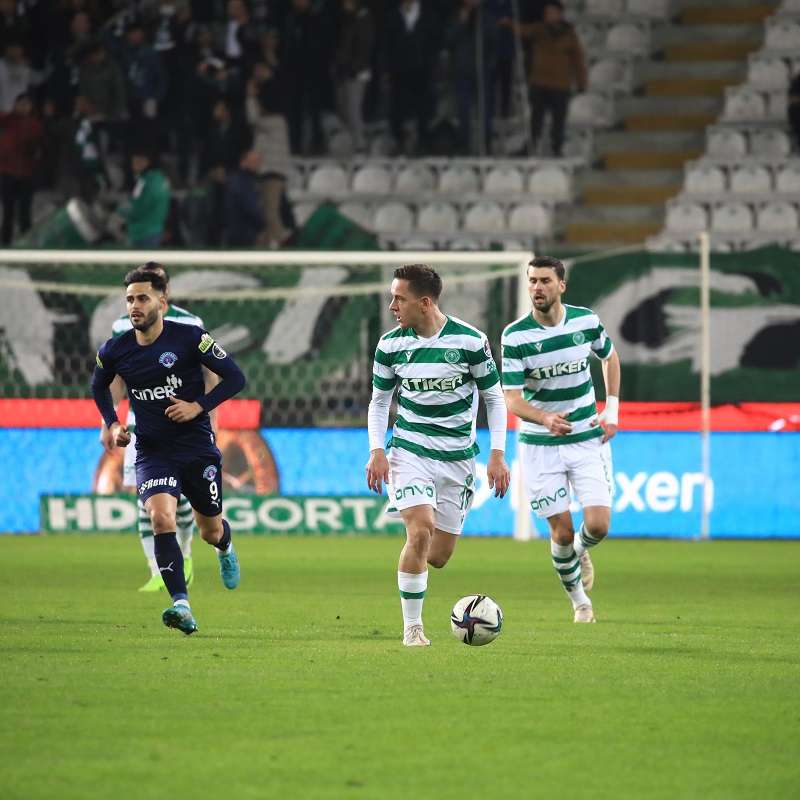 من اللقاء (نقلا عن حساب قونيا سبورعلى تويتر)