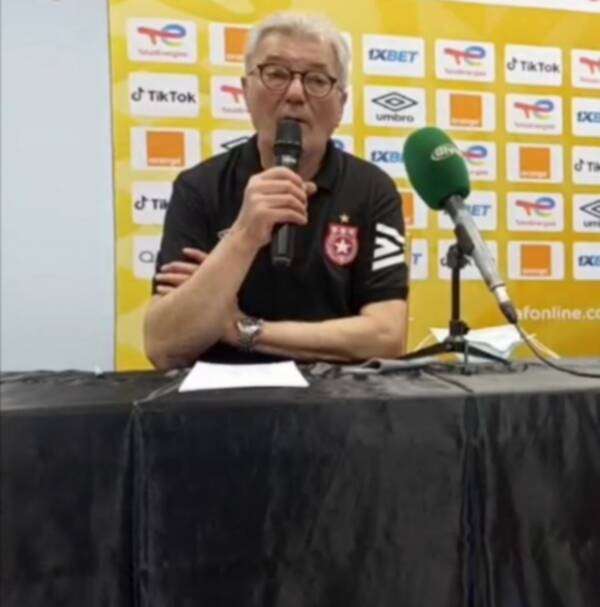 من المؤتمر الصحفي في بوتسوانا 