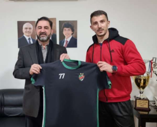 فريحات وشقم بعد التوقيع