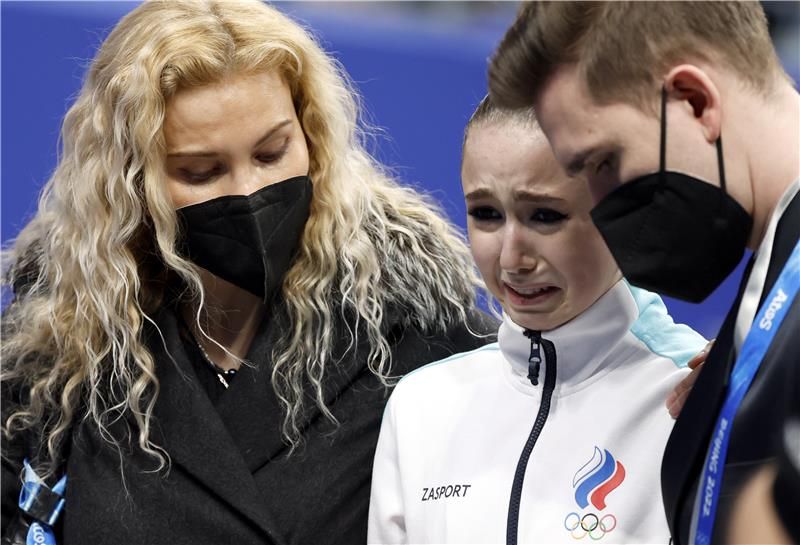 فالييفا ومدربتها