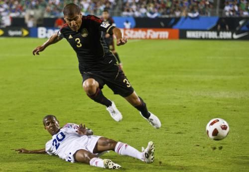 2011-06-102011-06-10t025704z_01_cha15_rtridsp_3_soccer-concacaf_reuters