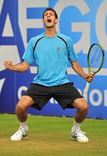 2011-06-102011-06-10t192415z_01_tob536_rtridsp_3_tennis-mens-queens_reuters