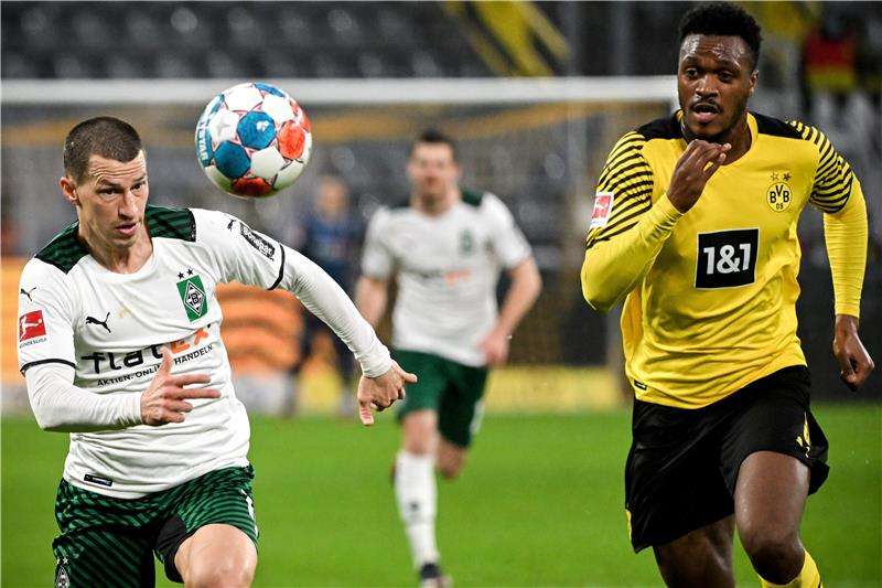 دان-أكسيل زاجادو