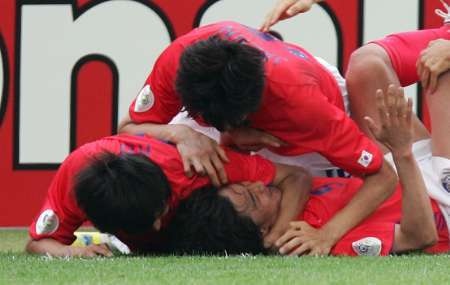 2006-06-13t144553z_01_wctz37_rtridsp_2_sport-soccer-world