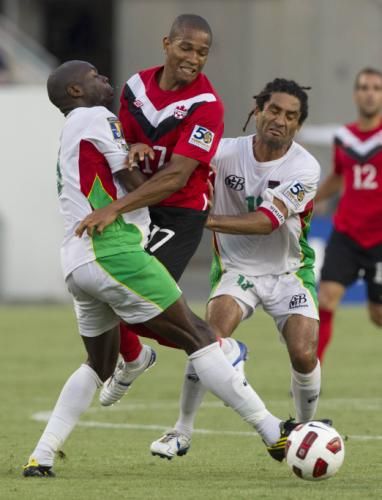 2011-06-122011-06-12t013757z_01_saa16_rtridsp_3_soccer-concacaf_reuters