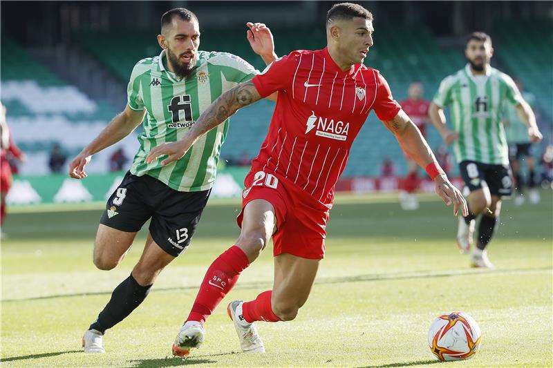 ديربي سابق بين إشبيلية وريال بيتيس