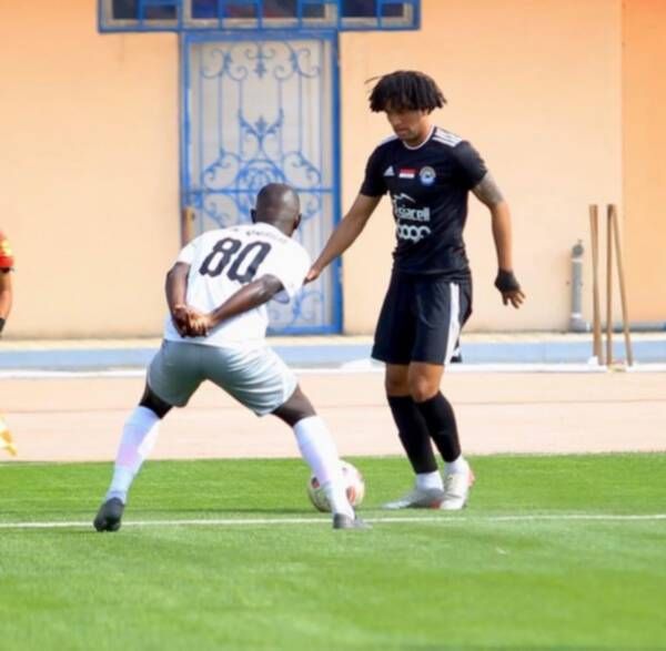 مازن فياض (يمين)