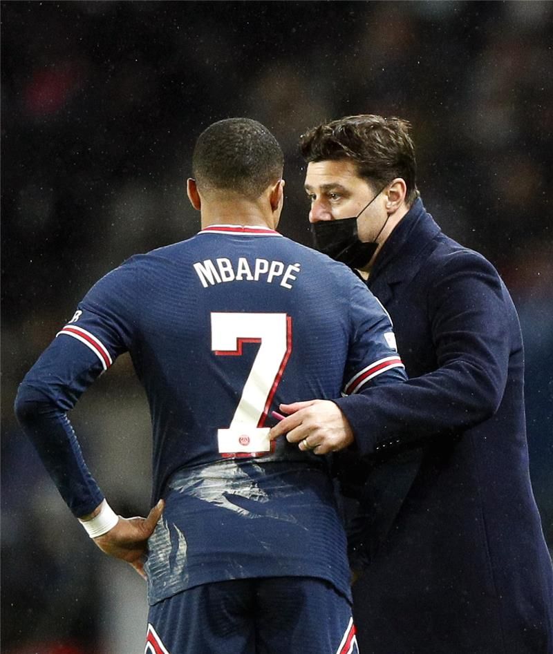 بوكيتينو ومبابي