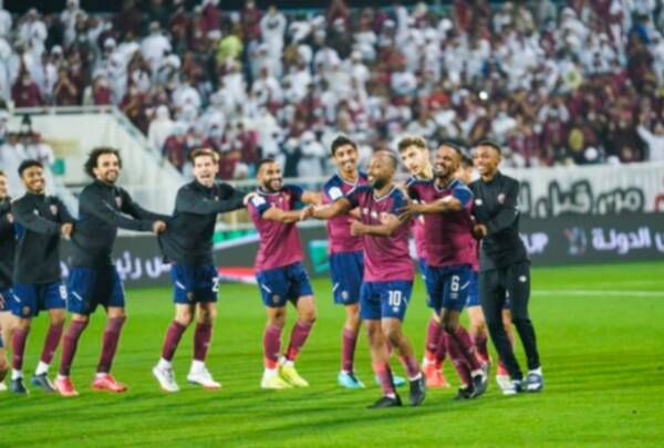 فرحة لاعبي الوحدة