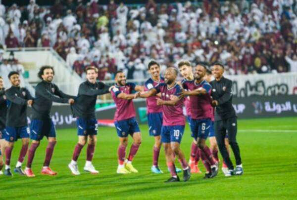 فرحة لاعبي الوحدة