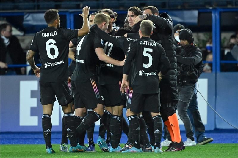 يوفنتوس وامبولي