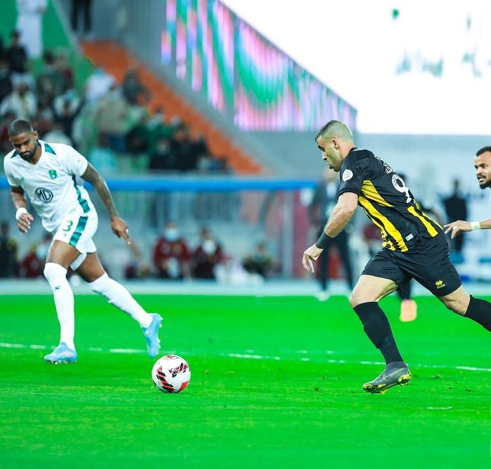 من لقاء الاتحاد والأهلي