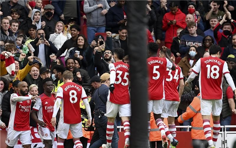 لاعبو آرسنال