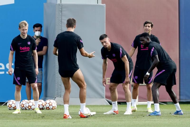 لاعبو برشلونة