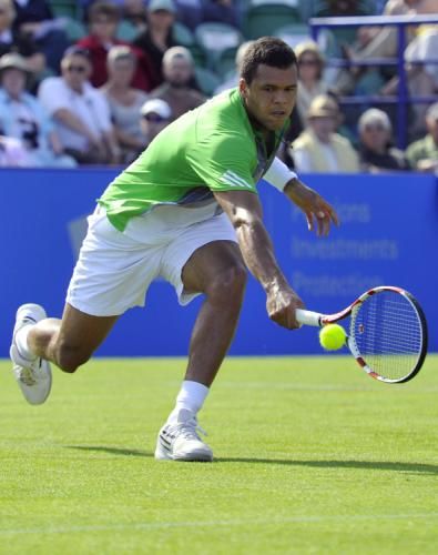 2011-06-142011-06-14t173313z_01_tob521_rtridsp_3_tennis-womens-eastbourne_reuters
