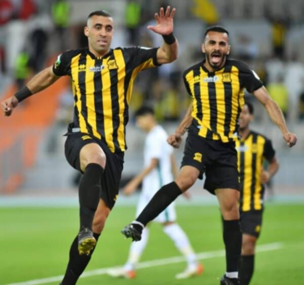 لاعبو اتحاد جدة