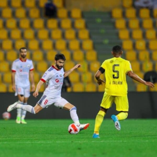 من الدوري الإماراتي