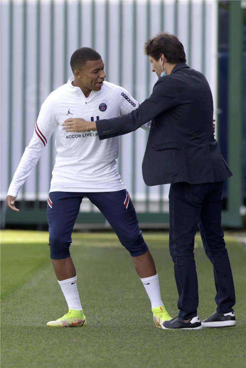 ليوناردو ومبابي