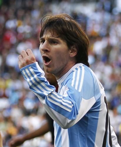 2010-07-03t143543z_01_wca139_rtridsp_3_soccer-world_reuters