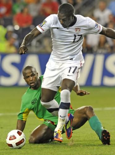 2011-06-152011-06-15t033019z_01_kac14_rtridsp_3_soccer-concacaf_reuters