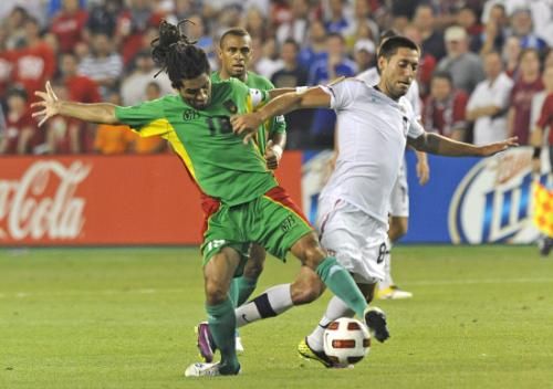 2011-06-152011-06-15t034421z_01_kac20_rtridsp_3_soccer-concacaf_reuters