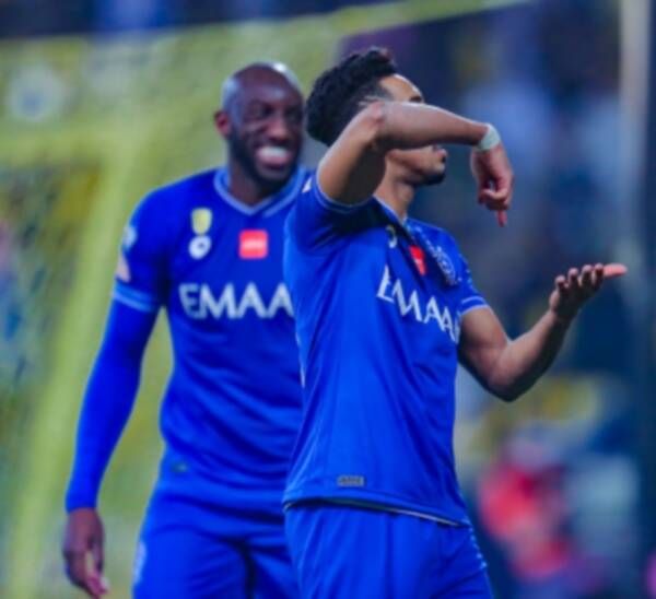 الهلال