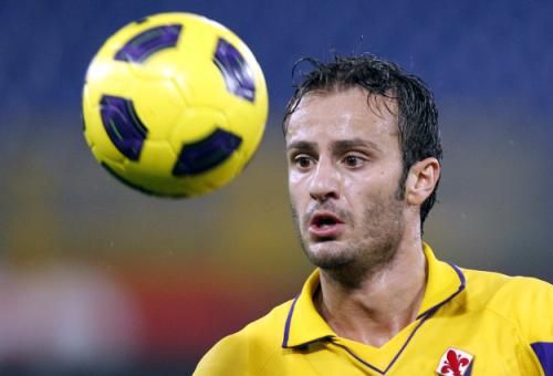 2010-11-10t211723z_01_gsp07_rtridsp_3_soccer-italy_reuters