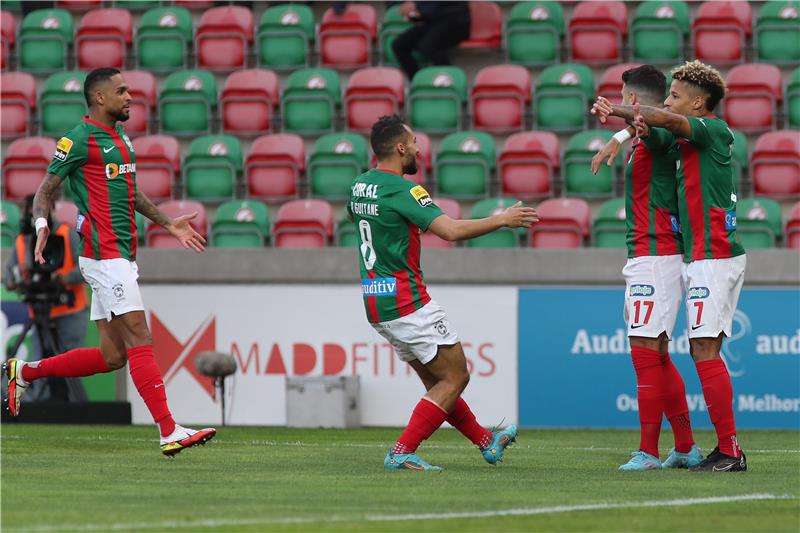 لاعبو ماريتيمو 