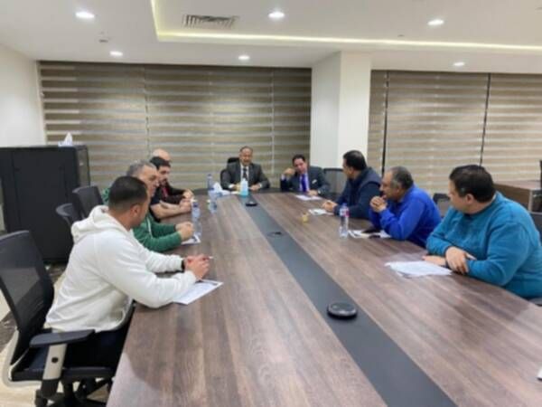 من الاجتماع