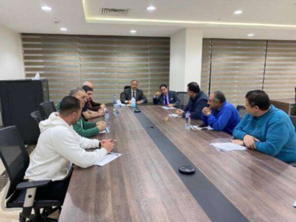 من الاجتماع