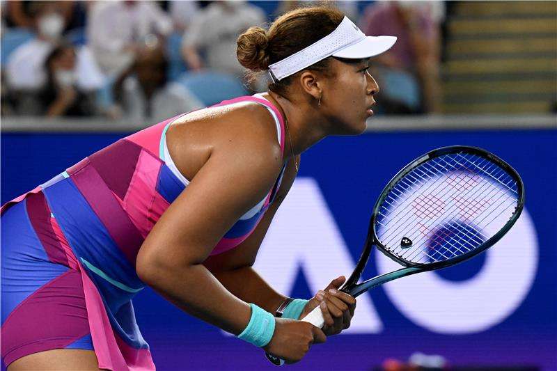 نعومي أوساكا