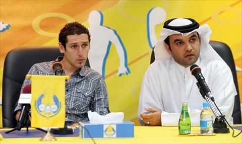 محمد رضا أثناء المؤتمر الصحفي