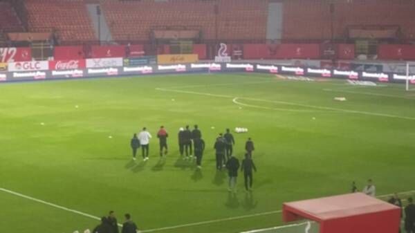 من ملعب المباراة