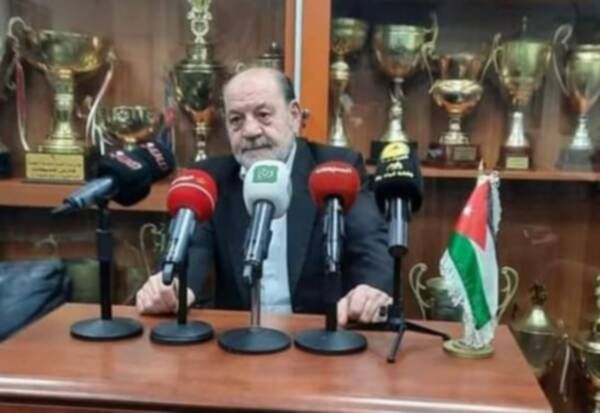 التلي خلال المؤتمر الصحفي