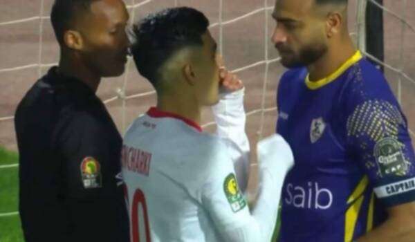 بن شرقي وأبو جبل قبل ركلة جزاء الوداد