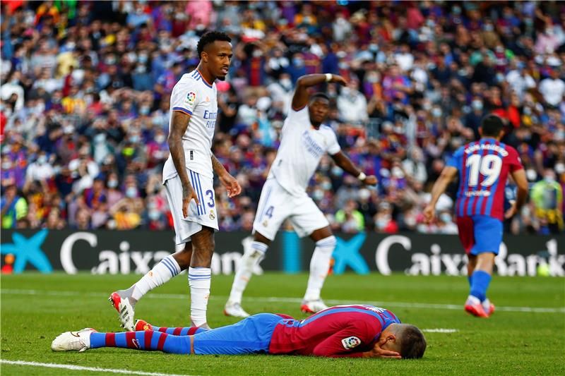 كلاسيكو سابق بين الفريقين