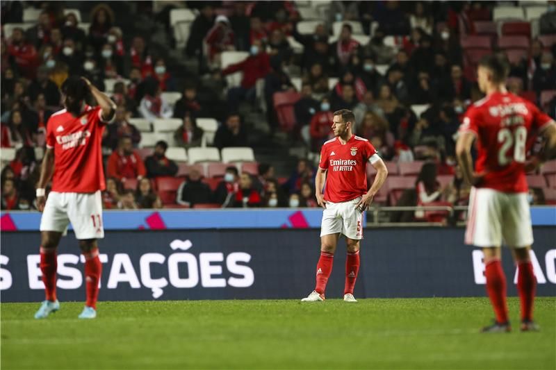 لاعبو بنفيكا (نقلا عن حساب النادي على تويتر)