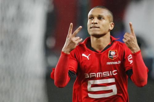 2010-10-03t212726z_01_sma08_rtridsp_3_soccer-france_reuters